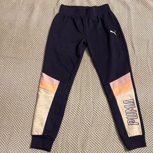 NWT PUMA Girls Joggers Size M (8-10)
